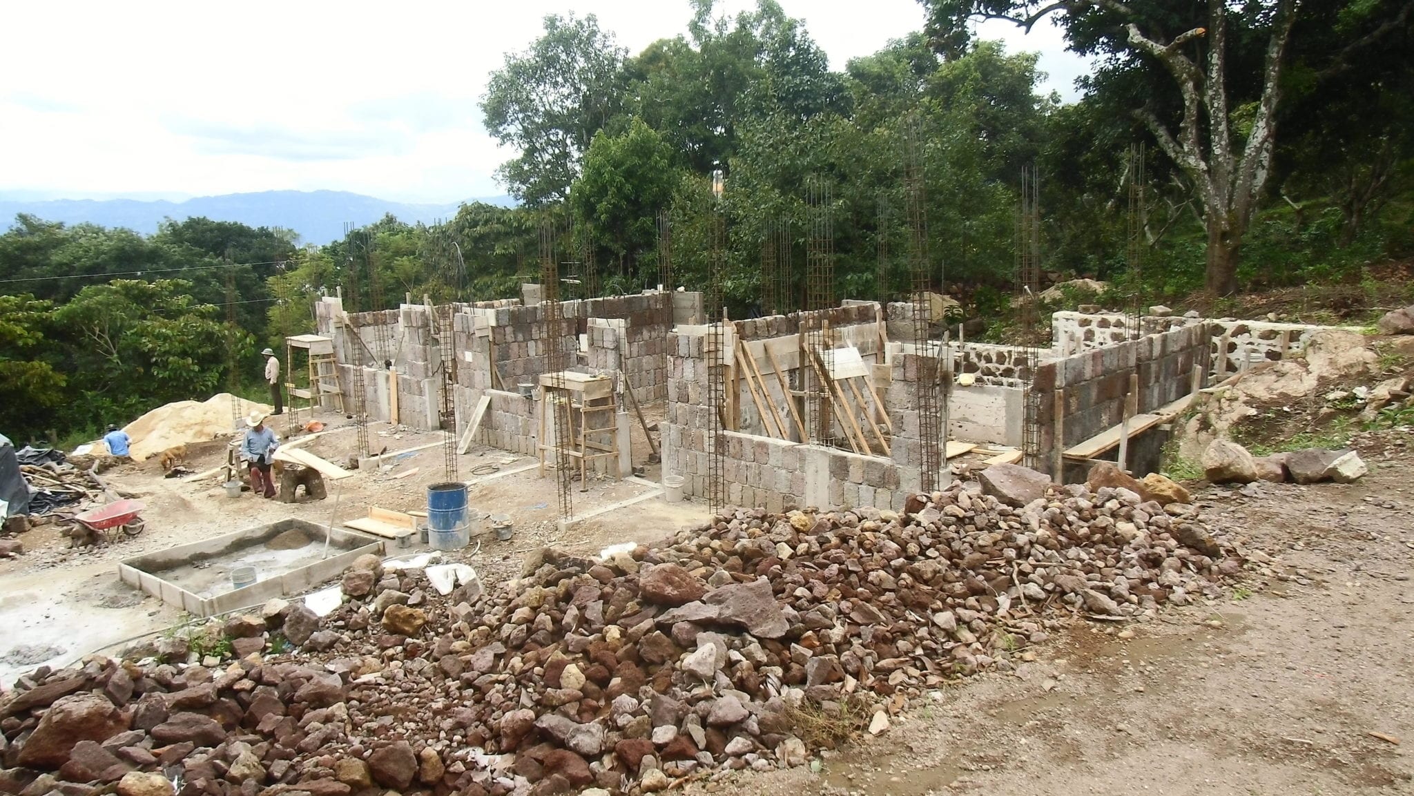 Grundmauern der Schule in San Pedro la Laguna
