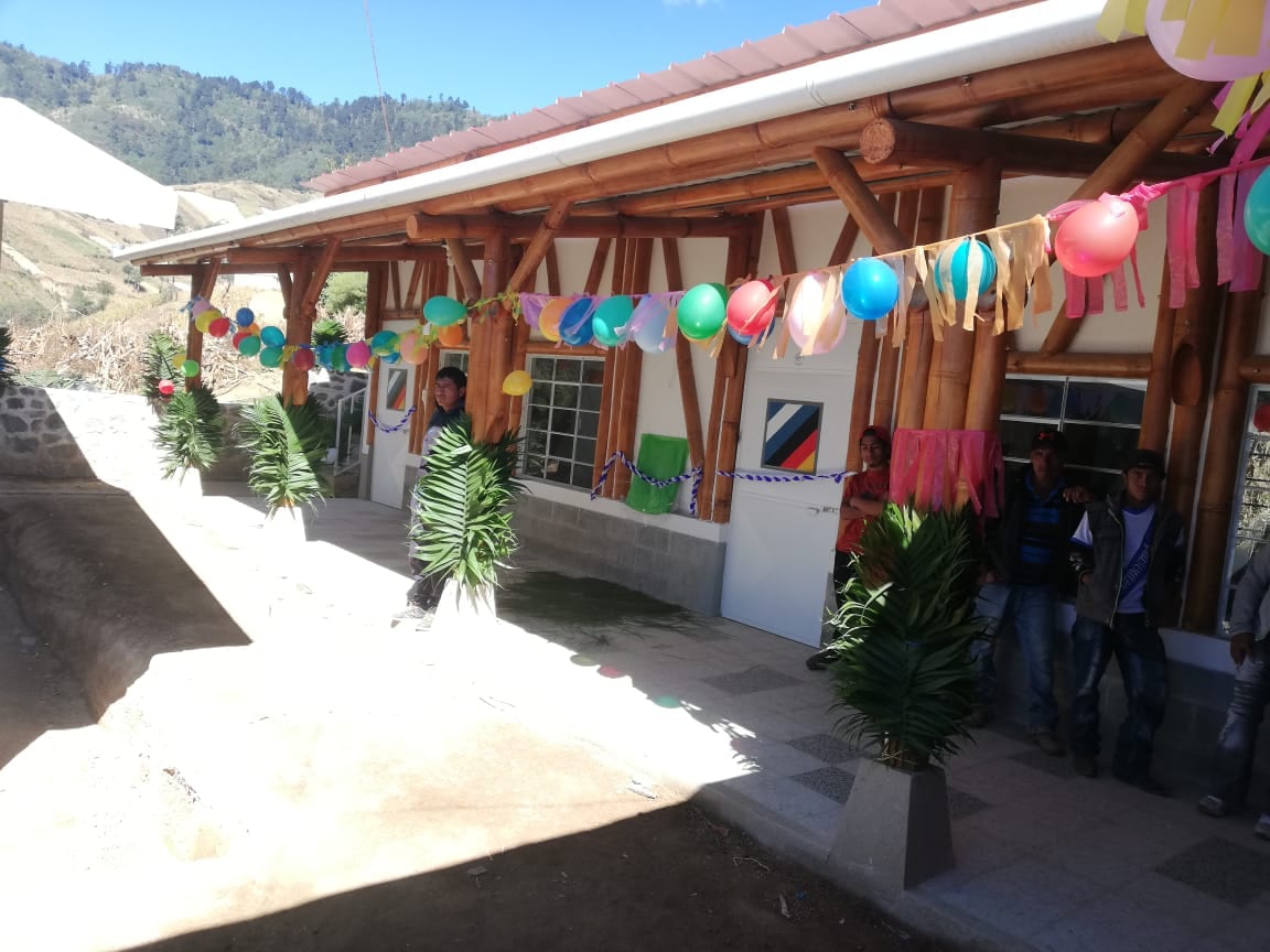 Schuleinweihung in Pacamposanto 2019